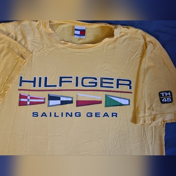 ⛵️Tommy Hilfiger 90s Oversized Sailing Gear Tee - Picture 2 of 5